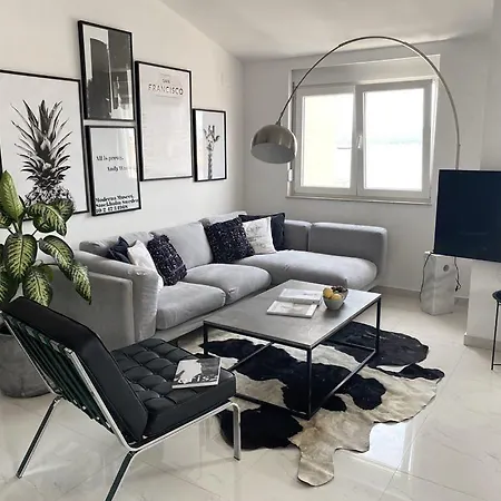 Beachfront Petar 公寓 扎达尔